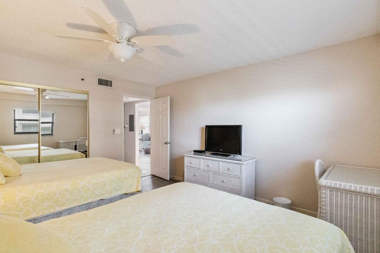 301 Beach Place Condos St. Pete Beach Exteriér fotografie